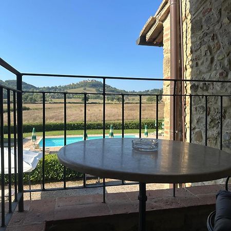 Agriturismo La Peschiera Casole dʼElsa Εξωτερικό φωτογραφία