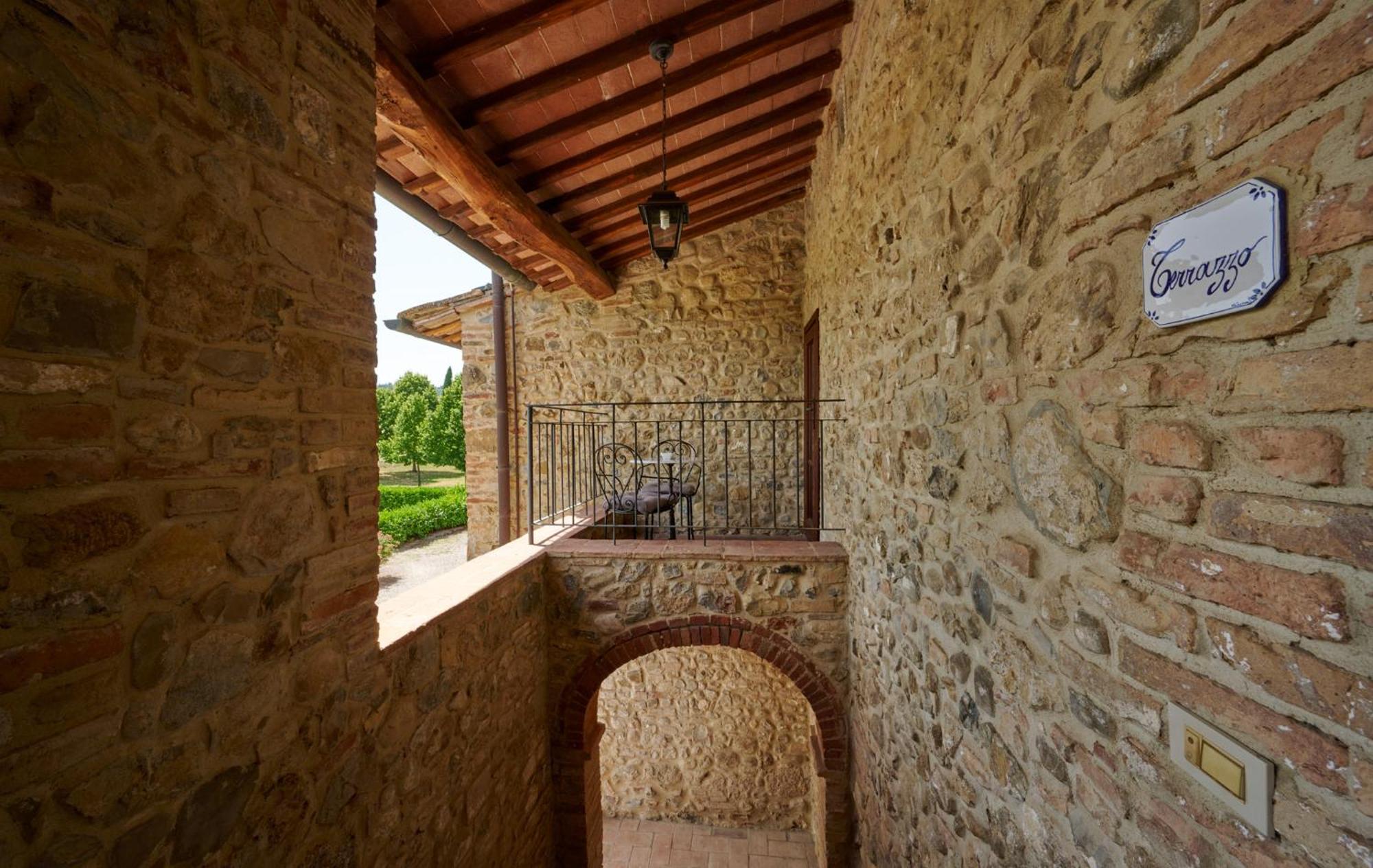 Agriturismo La Peschiera Casole dʼElsa Εξωτερικό φωτογραφία