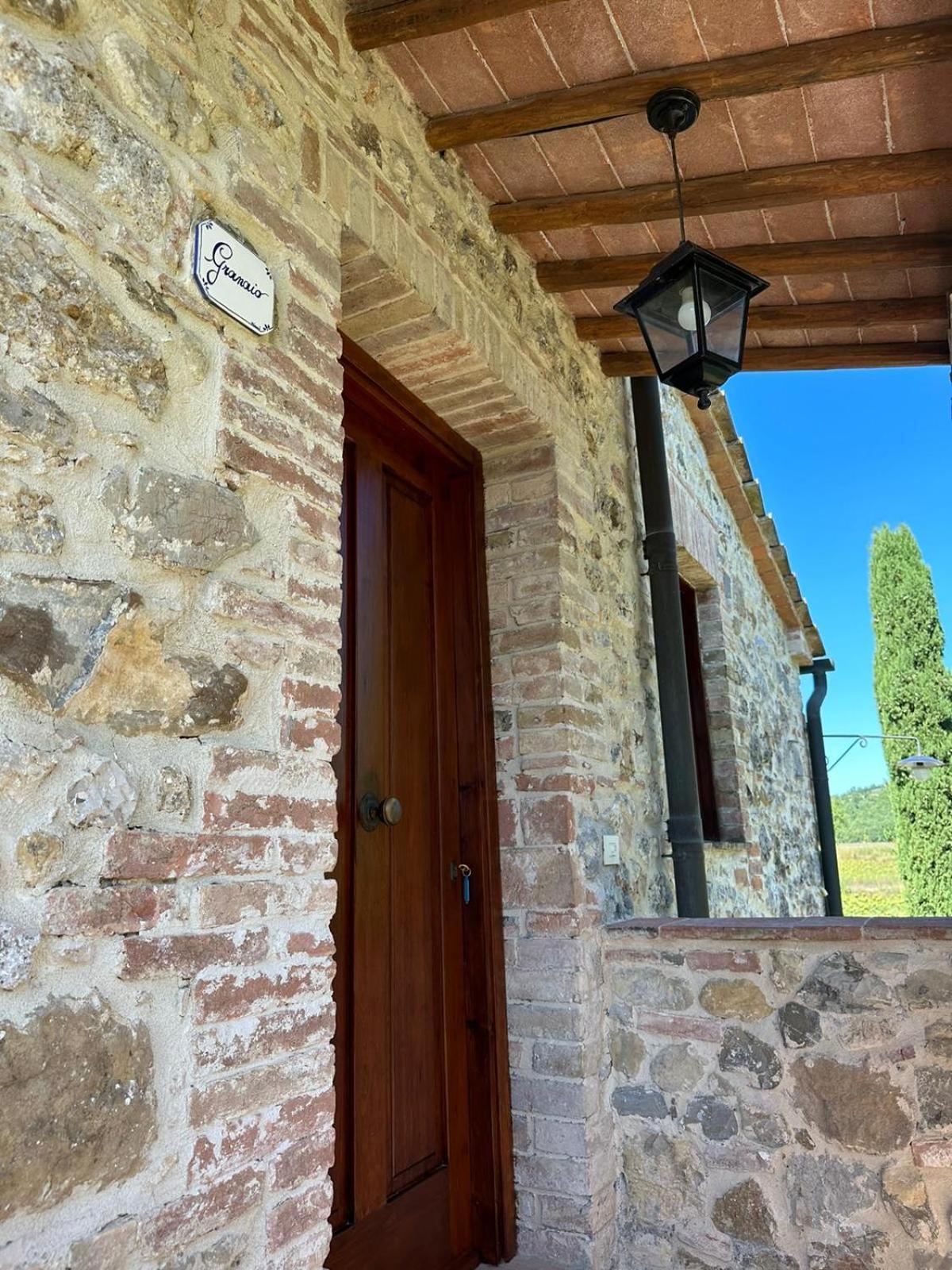 Agriturismo La Peschiera Casole dʼElsa Εξωτερικό φωτογραφία