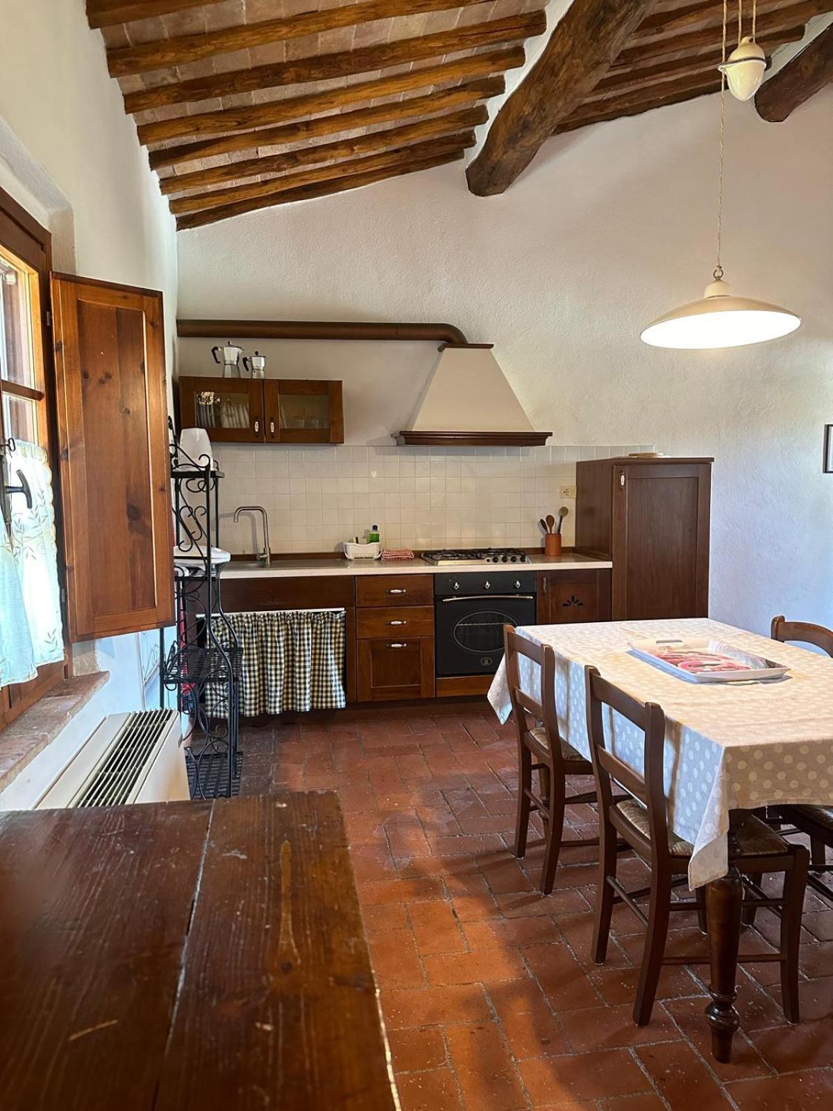 Agriturismo La Peschiera Casole dʼElsa Εξωτερικό φωτογραφία