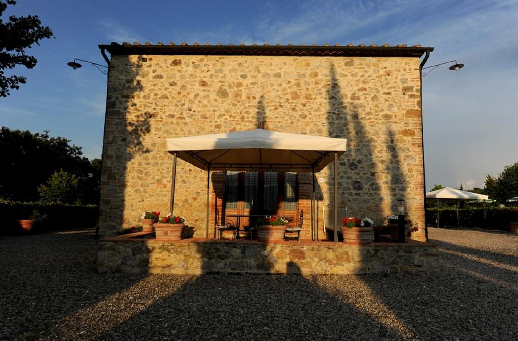 Agriturismo La Peschiera Casole dʼElsa Εξωτερικό φωτογραφία