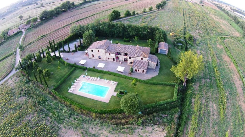 Agriturismo La Peschiera Casole dʼElsa Εξωτερικό φωτογραφία
