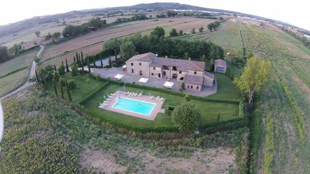 Agriturismo La Peschiera Casole dʼElsa Εξωτερικό φωτογραφία