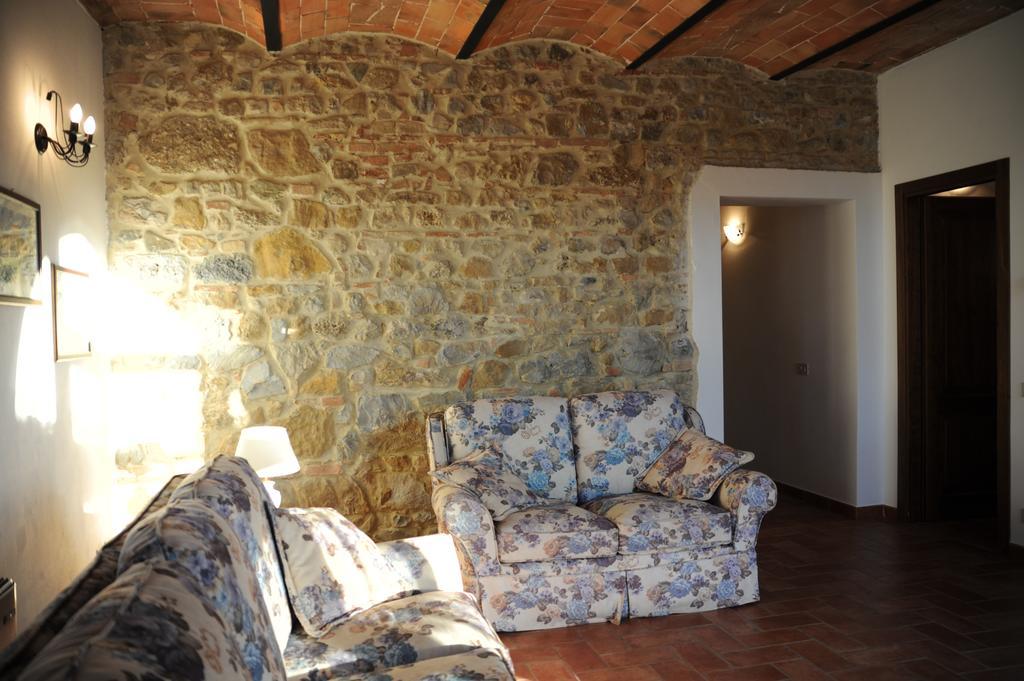 Agriturismo La Peschiera Casole dʼElsa Εξωτερικό φωτογραφία