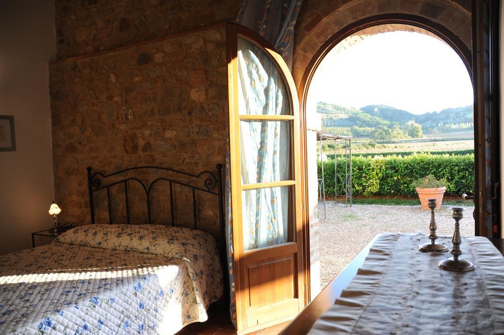 Agriturismo La Peschiera Casole dʼElsa Εξωτερικό φωτογραφία