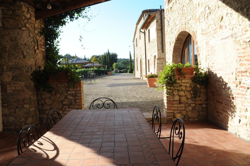 Agriturismo La Peschiera Casole dʼElsa Εξωτερικό φωτογραφία